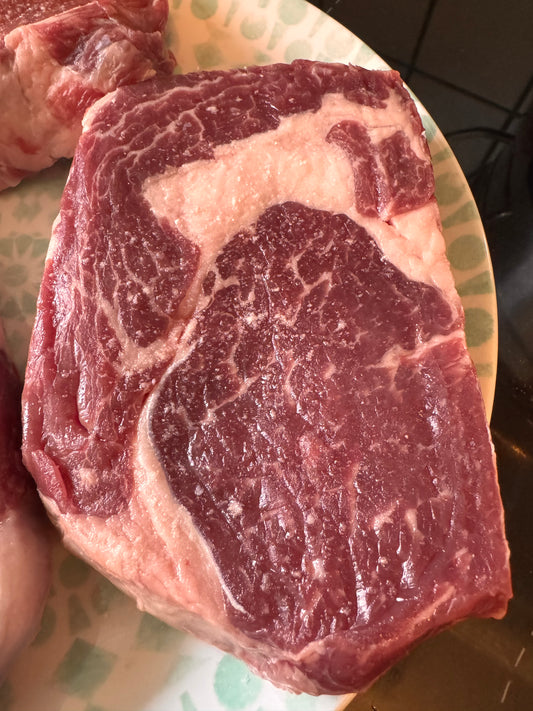RibEye-Steak „Super Marmor” Polen – Perfekte Harmonie von Geschmack und Marmorierung